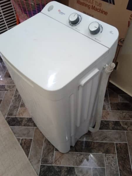 DW 6100 Single Tub washing Machine 4