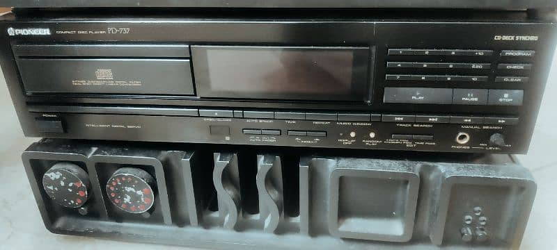 Pioneer and Arcam CD player Cambridge Audio CD/ DVD PLAYER 2