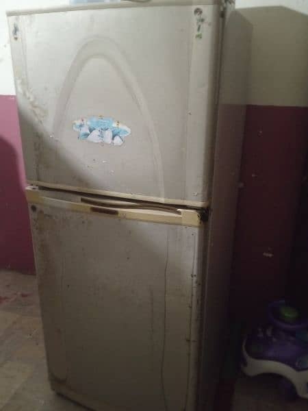 10CF Dawlance Refrigerator for Sale 2
