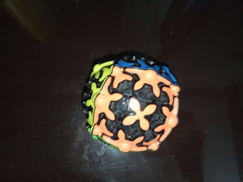 New gear sphere cube but without box the box is lost 2