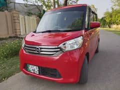 Nissan Dayz Roox 14/18 Lahore Registered Outclass Condition