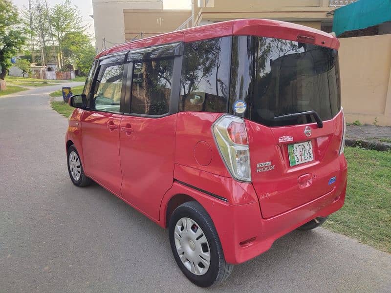 Nissan Dayz Roox 14/18 Lahore Registered Outclass Condition 3