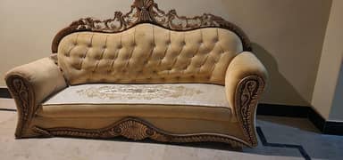 golden colour sofa set 10/8 condition repair able