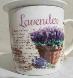 1 Mug with cap and spoon
