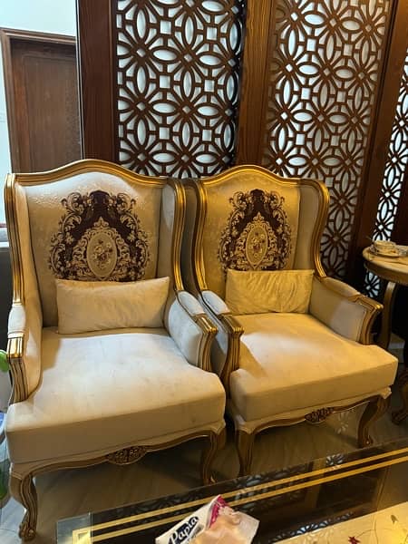 Brand new Wing Chairs set with Center table 1