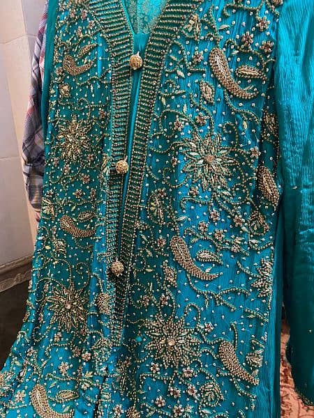 kaam wala suit for brides 7
