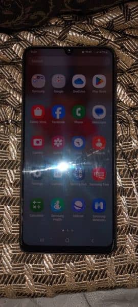 Samsung model A32 condition 10by10 white colour box with charge 5
