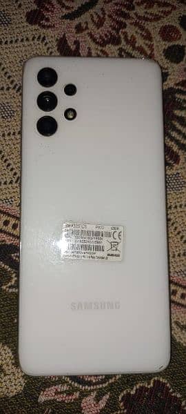 Samsung model A32 condition 10by10 white colour box with charge 9