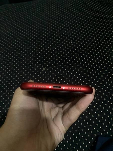 iphone xr 64gb non pta batery health 92% condition 10/10 water pack 4