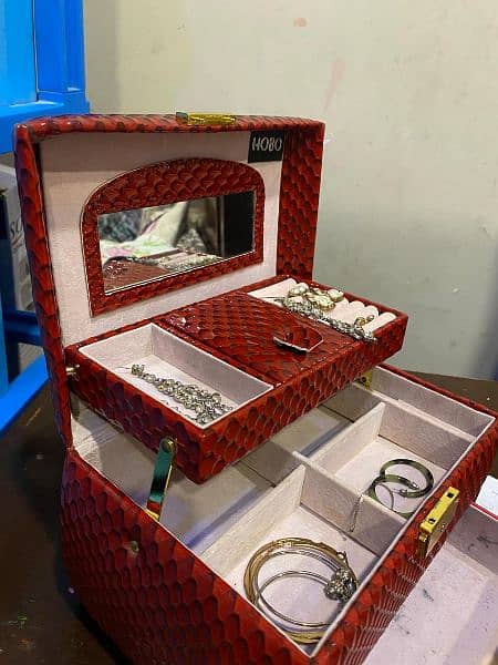 jewellery box /fashion/ fancy/ dabba/  safebox/red 4