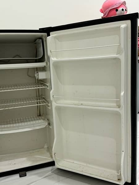 Haier Room refrigerator in Good Condition 2