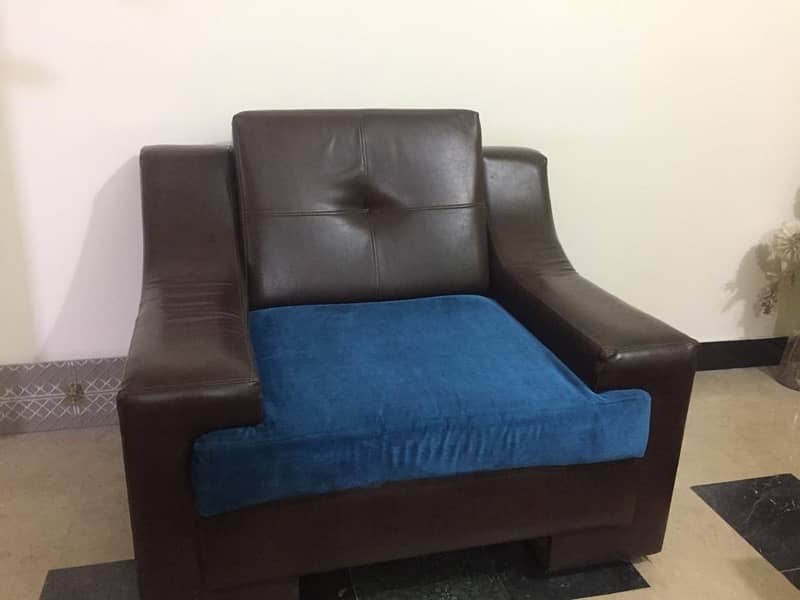 7 Seater Sofa set with Leather Top plus center table 5