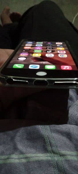 iPhone 7 plus, apple iphone 1