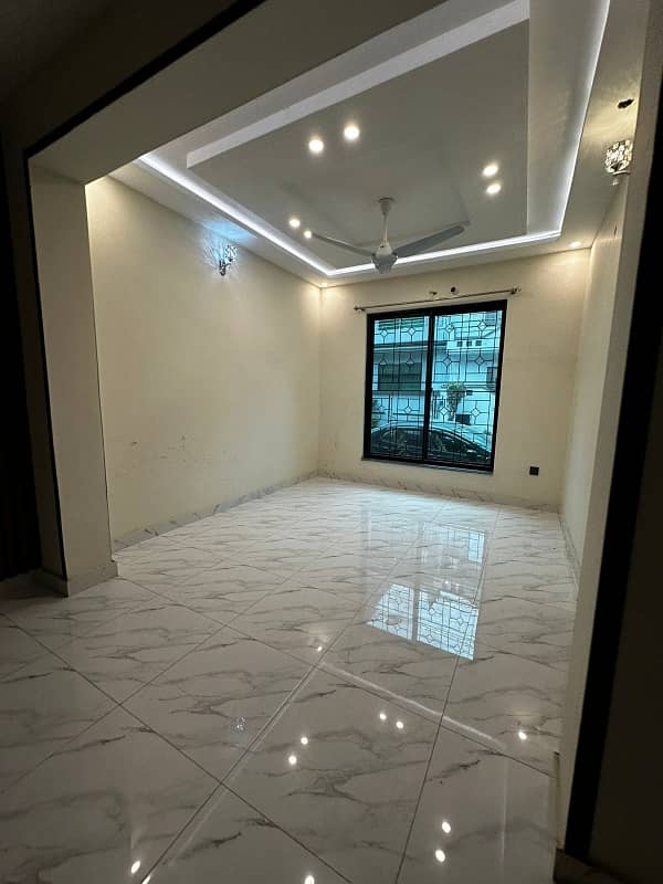 ONE KANAL FIRST FLOOR AVAILABLE FOR RENT IN WAPDA TOWN ONLY IN 60K 0