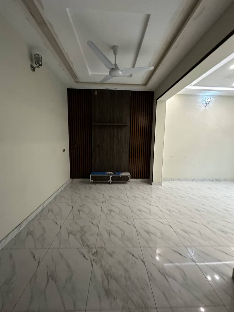 BRAND NEW TYPE HOUSE AVAILABLE FOR SALE IN WAPDA TOWN 4