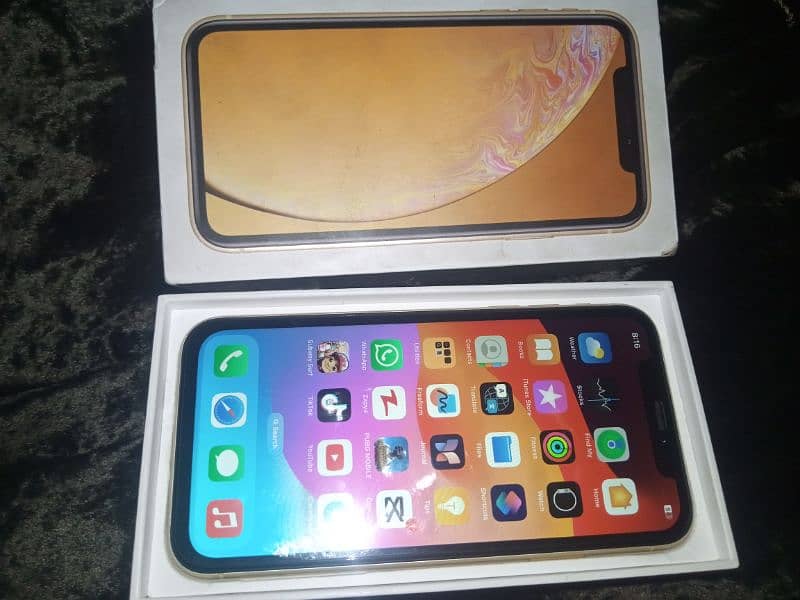 iphone xr non pta with box 8