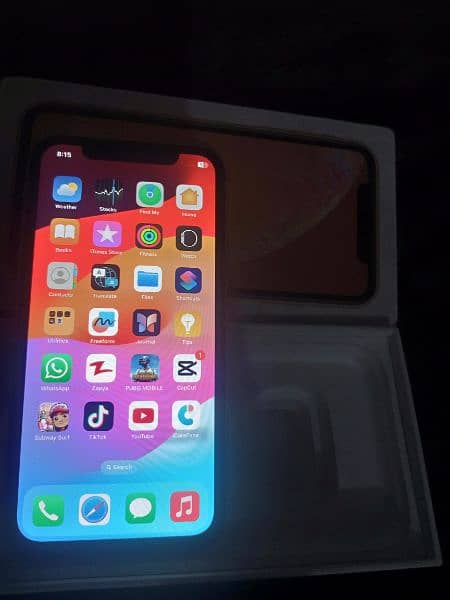 iphone xr non pta with box 10