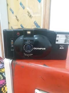 olumpus XA2 camera  made in Japan.