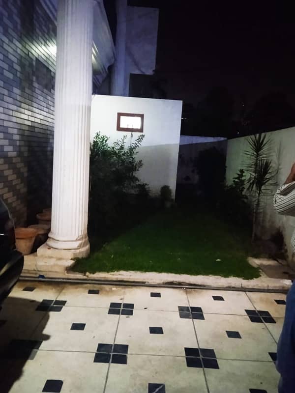 10 Marla Double Storey House For Sale In C Block Faisal Town Lahore 26