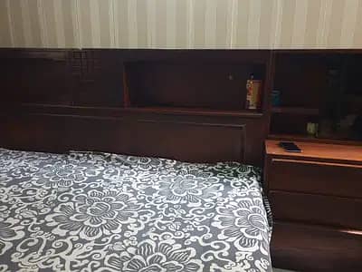 Solid wooden bed with dressing table 1