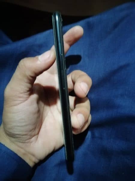 I phone se 2020 water pack lush condition factory unlock 2