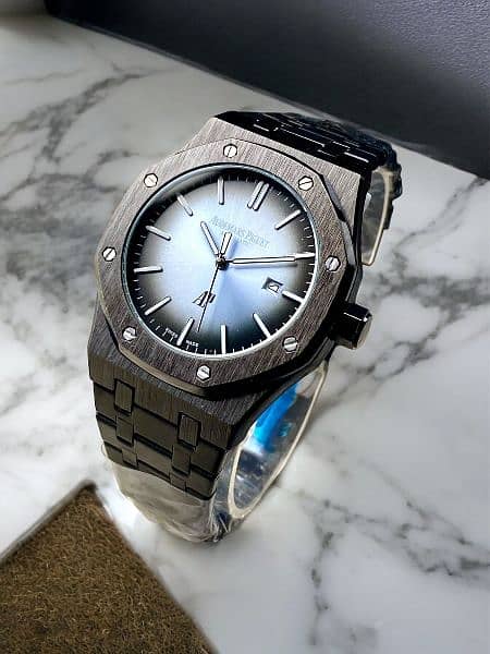 *Audemars piguet* 
*Ap model* 
*Hevy weight* 9