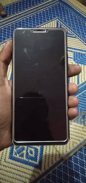 vivo y11 one hand use 10/10 condition only phone 2