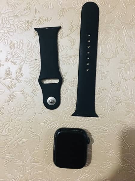 *Samrt Watch T800 For sale with box and charger in working condition* 1