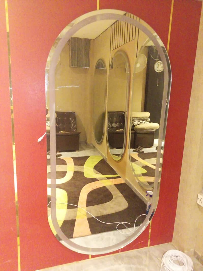 Salon mirrors 2