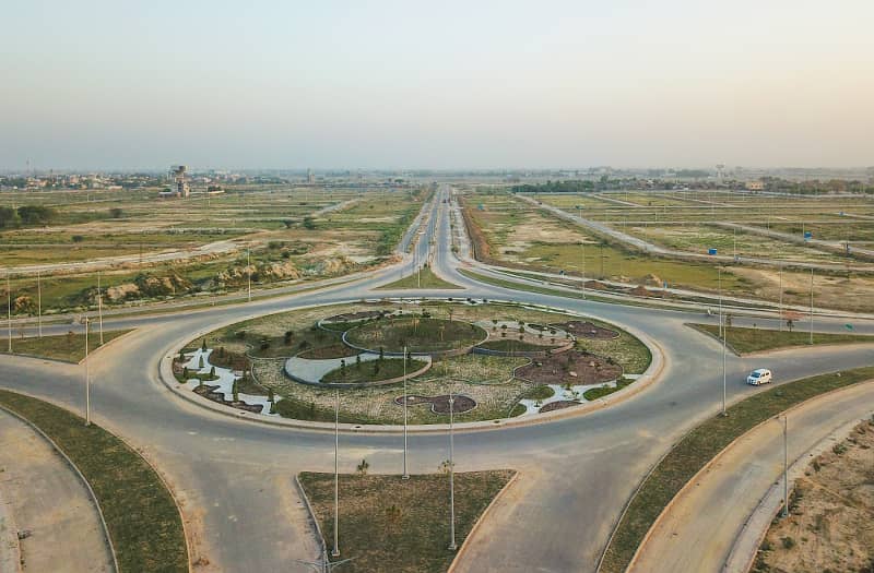 Prime Location 1 Kanal Plot For Sale in 9 Prism DHA Lahore 2