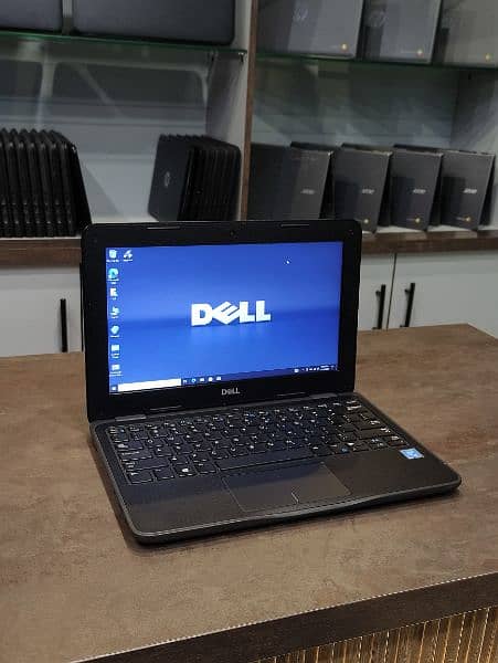 Dell Laptop Latitude 3190 9