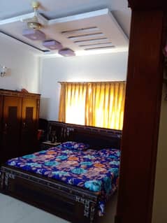 GULSHAN E IQBAL BLOCK-3 SECOND FLOOR 240 SQ. YD 3 BED WITH ROOF PORTION FOR SALE