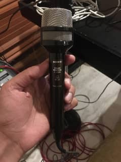 Sony Dynamic Microphone ( F-230M) 0