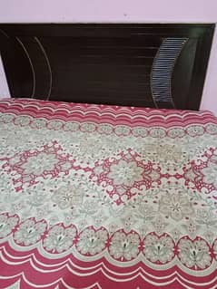 bed dressing shokes sed table 2piec  urgently sell