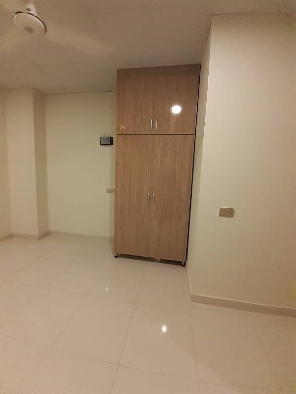 One Bed Appartment Available For Sale in Defence Exectuive Tower DHA 2 Islamabad. 2