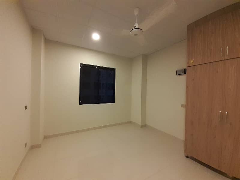 One Bed Appartment Available For Sale in Defence Exectuive Tower DHA 2 Islamabad. 3