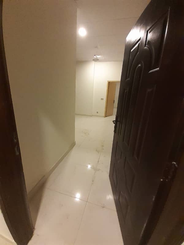 One Bed Appartment Available For Sale in Defence Exectuive Tower DHA 2 Islamabad. 7
