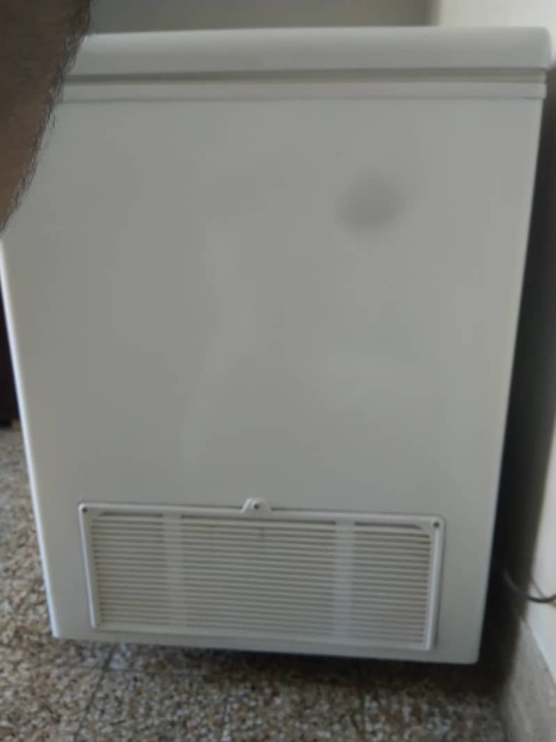 Haier Freezer double door vip condition vip chill cooling 3