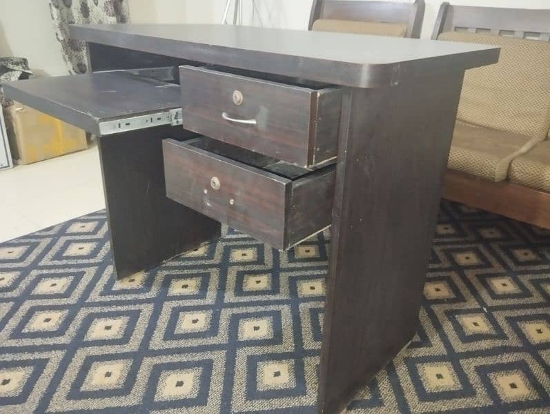 Computer Office Table For Sell 1