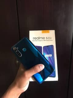 Realme 5 pro 8/128 All okay only front glass broken