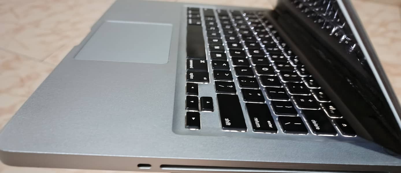 Apple Macbook Pro 6