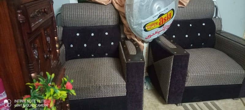 5 Seater Sofa Set place in Commerce College, Mansehra 03479112090 2