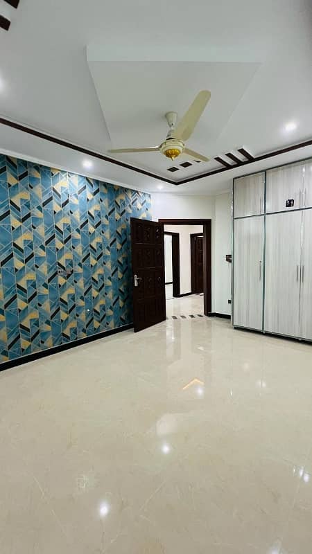 1 Kanal Double Story Double Unit House Available For Sale In Gulshan Abad. 12