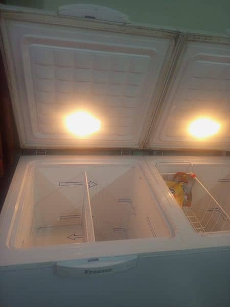 d freezer v reasonable in v gud condt 9