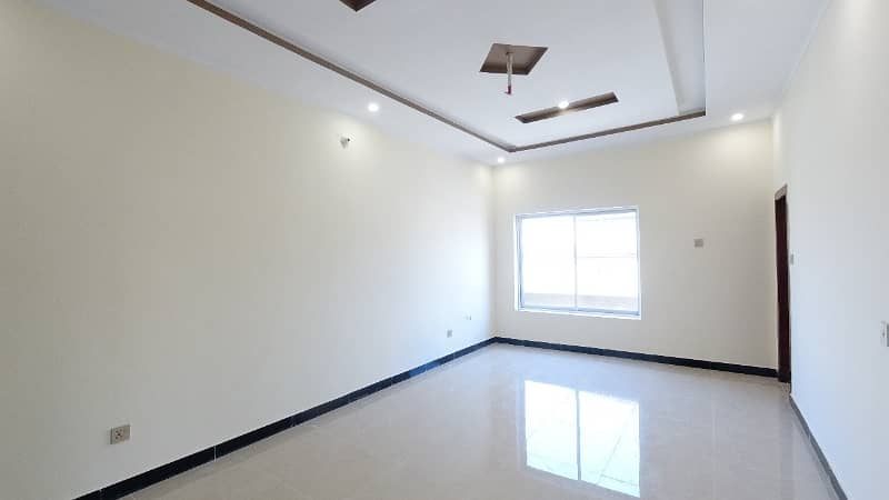 Gorgeous Prime Location 10 Marla House For Sale Available In Gulshan Abad Sector 3 3