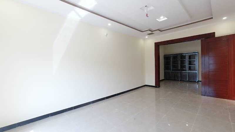 Gorgeous Prime Location 10 Marla House For Sale Available In Gulshan Abad Sector 3 15