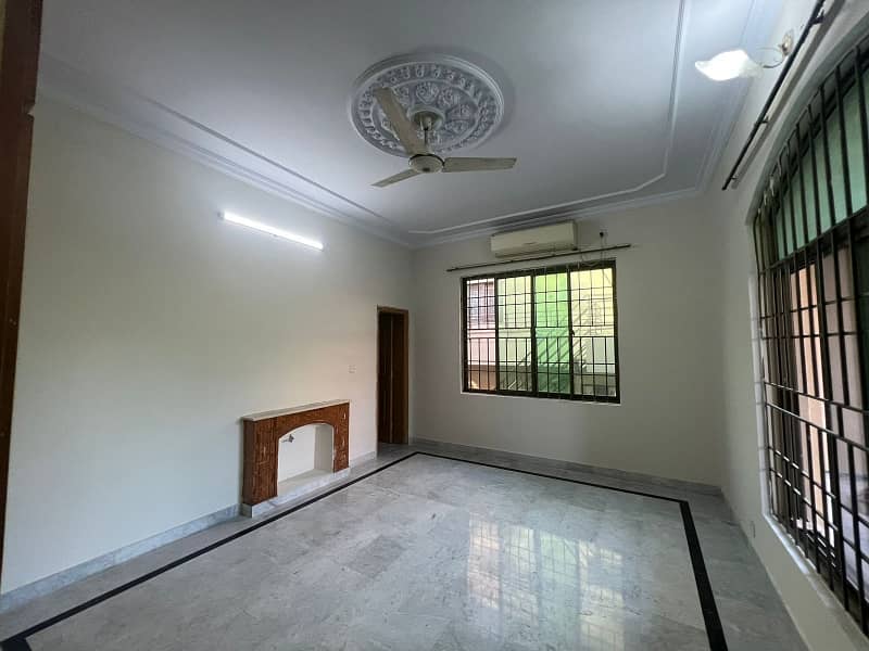 1 Kanal Main Boulevard Used House Available For Sale In Gulshan Abad Sector 2. 5