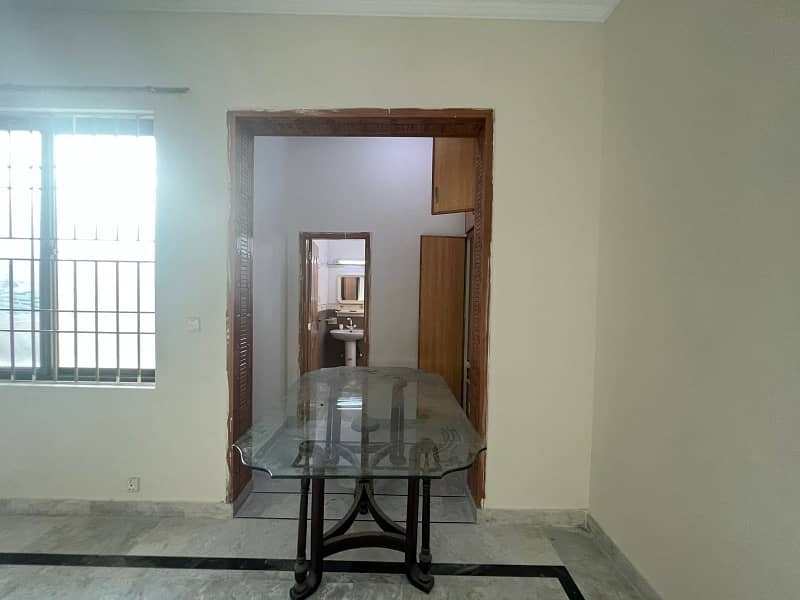 1 Kanal Main Boulevard Used House Available For Sale In Gulshan Abad Sector 2. 6