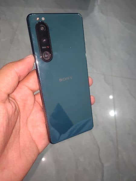 Sony Xperia 5 mark 3 only minor shade best cameras and gaming beast 1