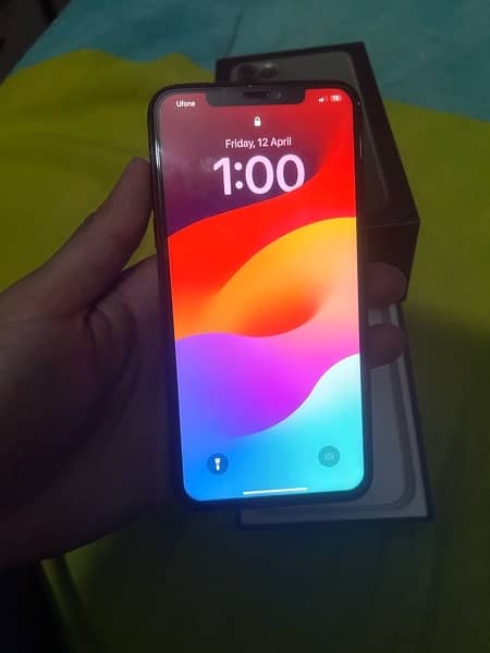 iphone 11 pro max 64gb non pta with Box (just panel changed) 0